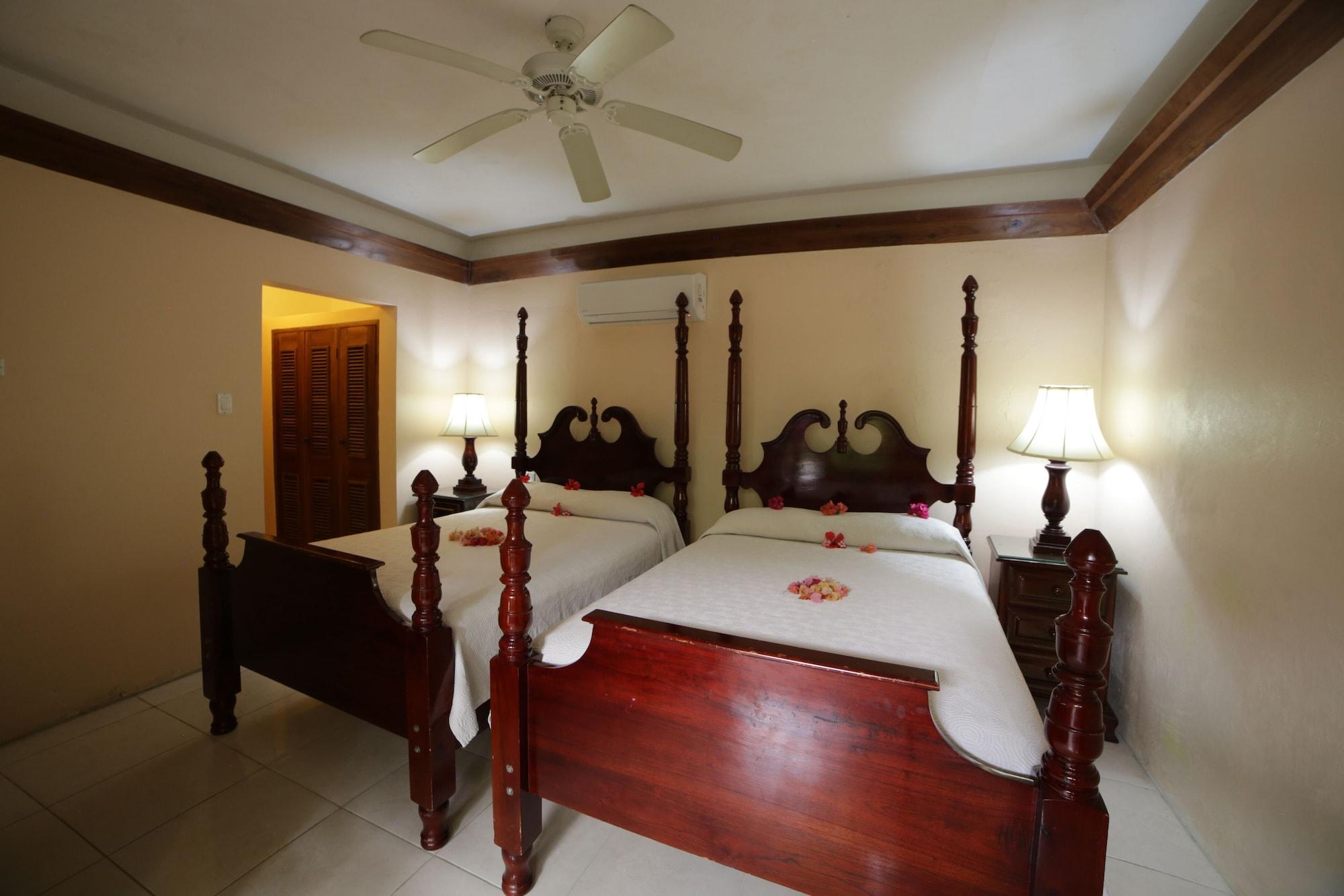 Negril Palms Hotel ภายนอก รูปภาพ