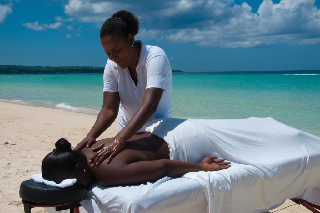 Negril Palms Hotel ภายนอก รูปภาพ